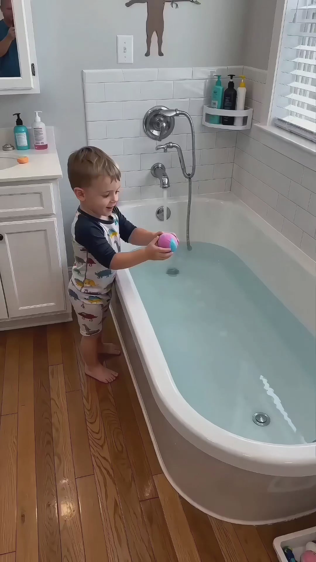 Organic Bath Bomb Kit™ video